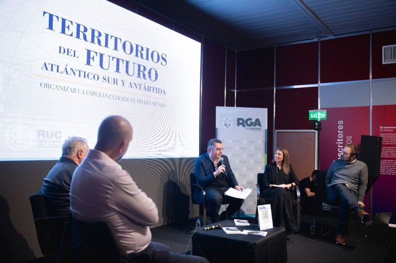 Martín Pérez instó a construir desde el sur una mirada nacional sobre los territorios estratégicos del futuro
