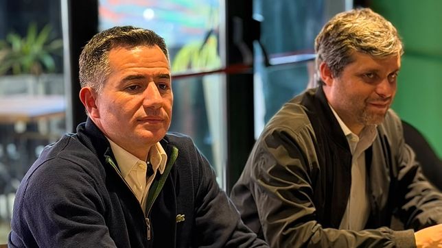 Gabriel Bornoroni junto a Federico Zárate, en Jesús María, Córdoba.