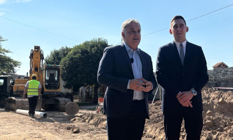 Martín Llaryora anunció que mantendrá el plan de obras públicas en Córdoba.
