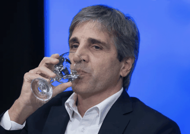 Toto Caputo y la licuación de la plata de los jubilados