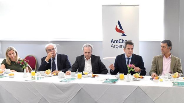 Massa, un té con CEOs de EE.UU. y la metáfora del gerente despedido