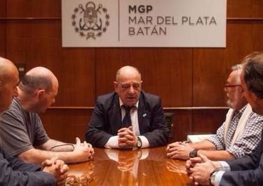 Arroyo desplazó a otro funcionario y la polémica sacude su gabinete
