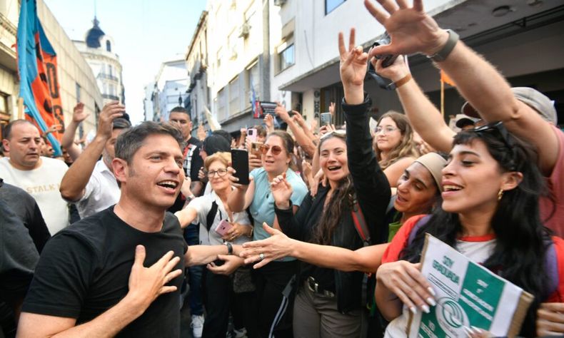 Con la CGT aportando todo su caudal desde las regionales, saldrá un respaldo explícito a Kicillof bajo la premisa de "buscar la unidad del peronismo y luchar por la recuperación de la Argentina"