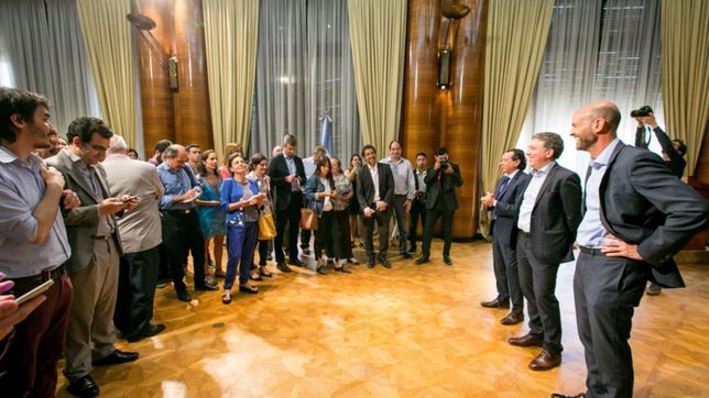 el 23 es el numero magico, un river sin chicanas y la escoba a los constructores