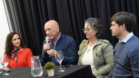 El permitido: Bonfatti se acerca al larretismo y agita el frente de frentes