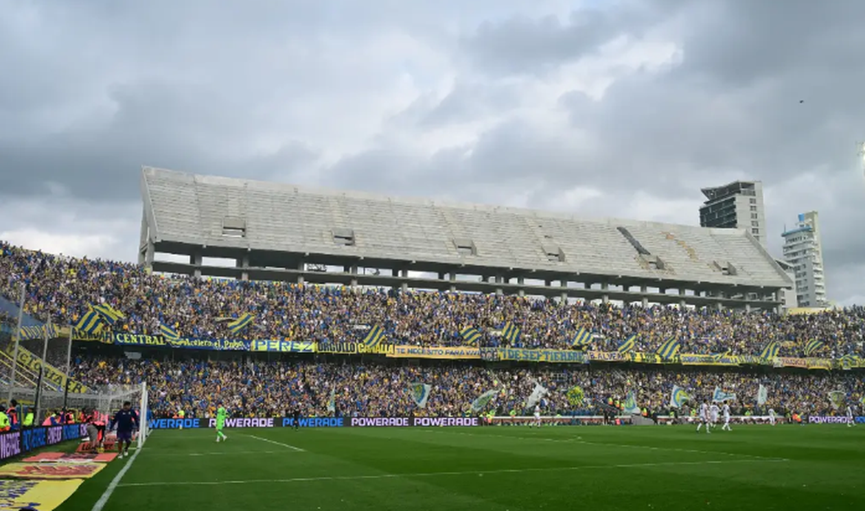 La nueva tribuna que se contruye en el estadio de Rosario Central, club que puja por ser sedel del Mundial 2030.