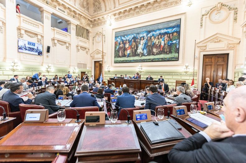 Santa Fe: la Convención le pone fin a las reelecciones indefinidas en municipios, pero dentro de 10 años