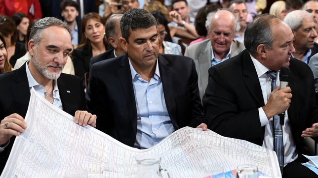 Martín Doñate,&nbsp; Pablo Bensusán y Sergio Leavy durante el debate por la boleta única.&nbsp; 