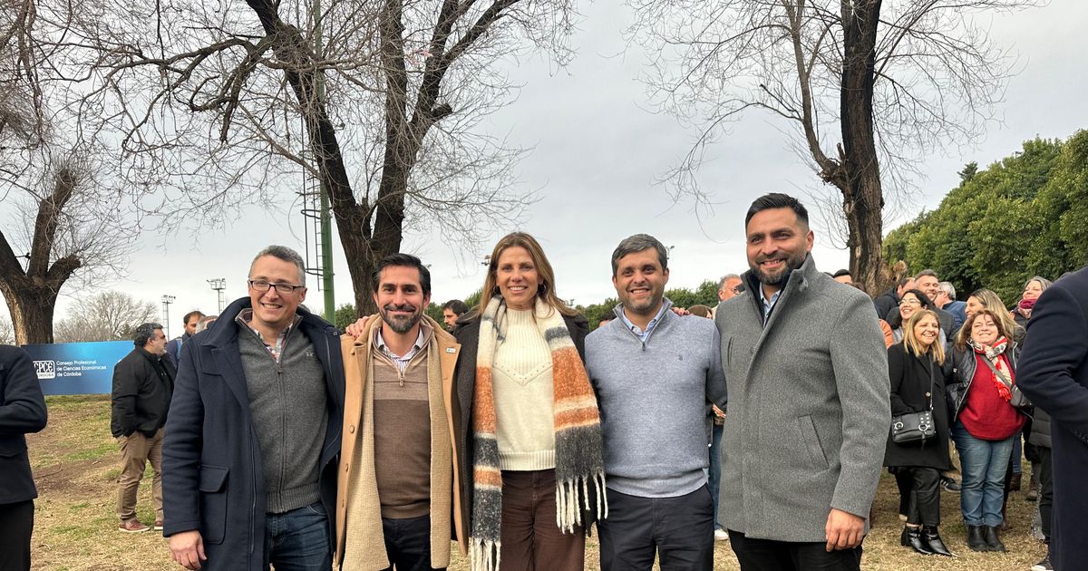 La liga de intendentes del Gran Córdoba pausa el romance con Llaryora y