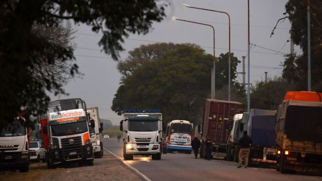 la crisis del gasoil derrama desde el norte y toca las puertas de la casa rosada