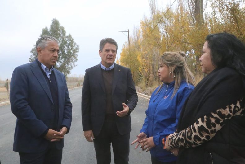 Mariano Gaido y Rolando Figueroa de recorrida por Neuquén. 