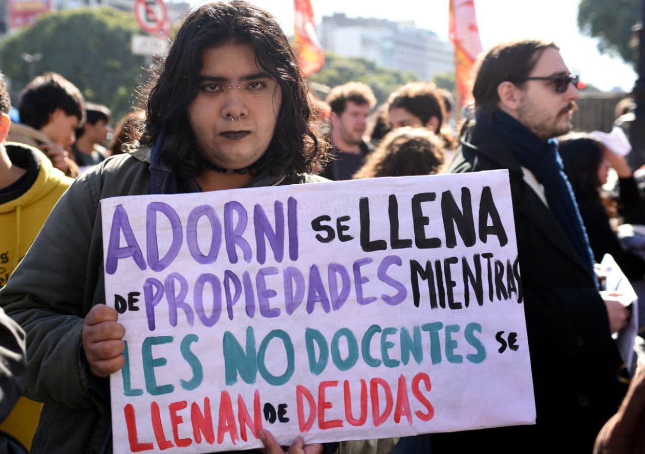 Las universidades vuelven a la calle con una marcha que une a todo el arco opositor contra el Gobierno