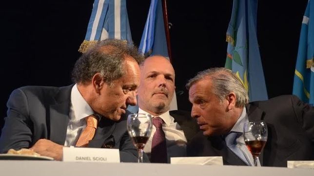 uno de los ministeriables de scioli viene a reclamarle una deuda a cristina