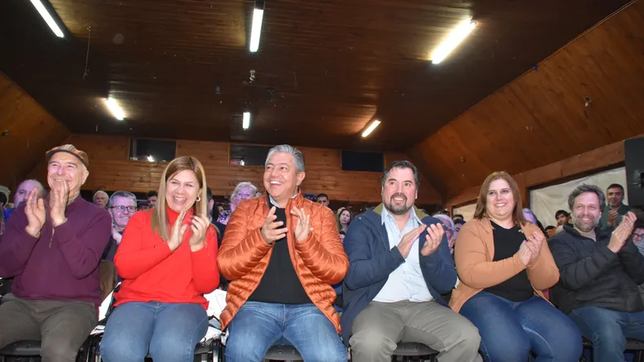 Rolando Figueroa y su vicegobernadora Gloria Ruiz en Neuquén.