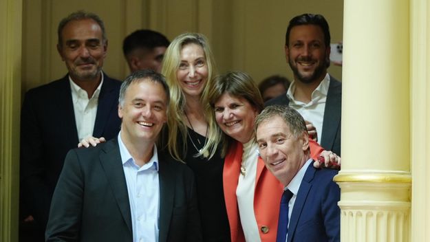 Parte de la mesa política de la Casa Rosada. Parte de la mesa política de la Casa Rosada.