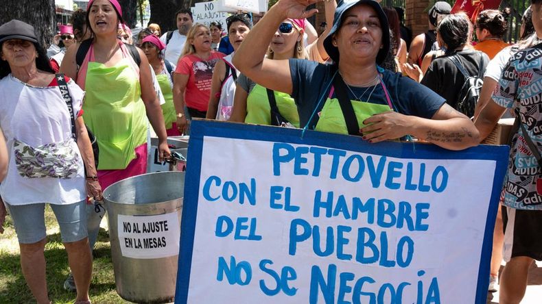 Sandra Pettovello contra los movimientos sociales