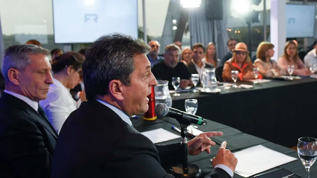 Sergio Massa en la mesa del Frente Renovador&nbsp;