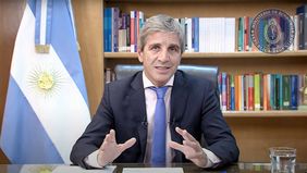 superdevaluacion: dolar oficial a $800 superdevaluacion: dolar oficial a $800