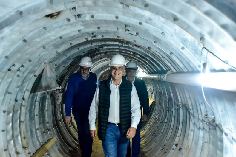 llaryora obra pública.jpg