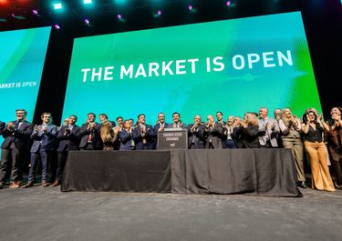 Expo San Juan Minera 2026: Orrego activó la campana que marcó la apertura del mercado bursátil de Toronto