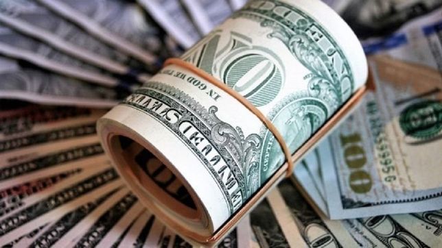 con un riesgo pais record, crece la expectativa por la apertura de los mercados