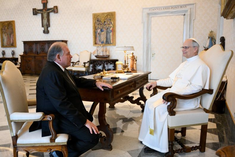 Gerardo Werthein con el papa León XIV.