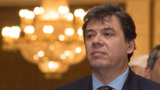 moroni en modo fernandez: un gabinete de leales y de contencion a la cgt