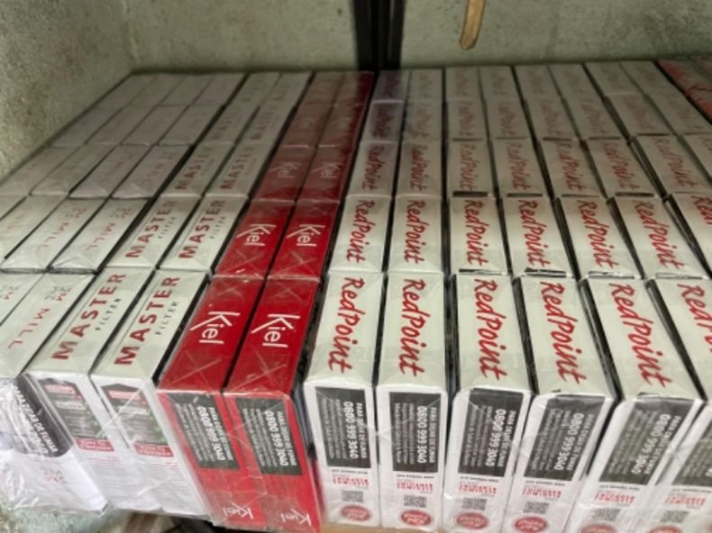 Red Point, una de las marcas de Tabacalera Sarandí.
