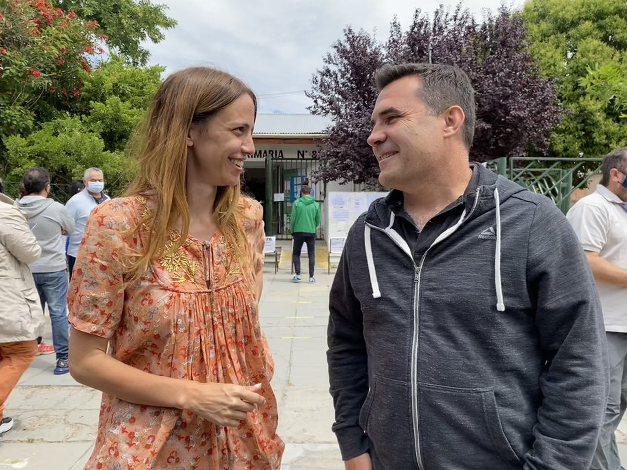 El PJ de Neuquén tiene una nueva pelea entre sus principales autoridades. Tanya Bertoldi se aleja cada día más de Darío Martínez.