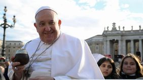 Papa Francisco y el mate