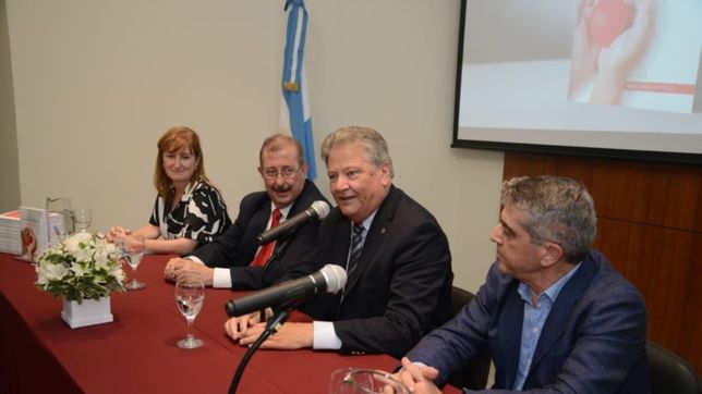 el titular de la ucr santafesina: ?sain deberia dejar de hablar al pedo?