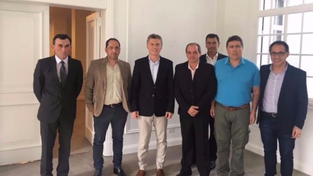 en plena crisis, los productores fruticolas llevaron sus reclamos a macri