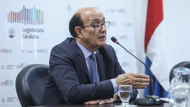 Oscar González durante su último período como legislador en Córdoba