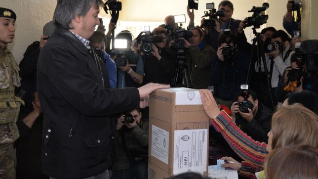 maximo: ?scioli ha sido muy claro en cuanto al cuidado del trabajo y la industria?