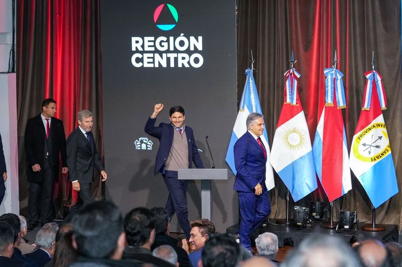 Los gobernadores de la Región Centro exigen a Javier Milei fondos, obras y el final de las retenciones al campo