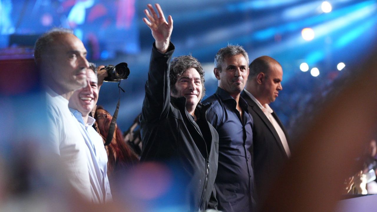 Javier MIlei copó la noche del Festival de Jesús María