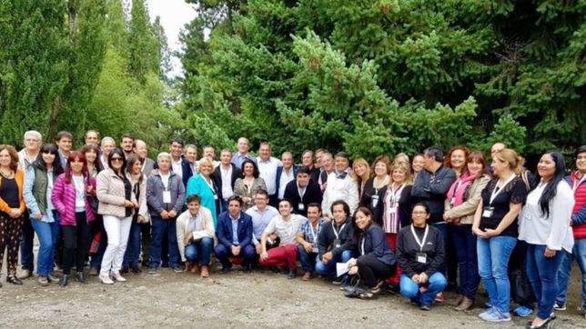 intendentes activaron al partido de weretilneck ante posible acuerdo con cambiemos