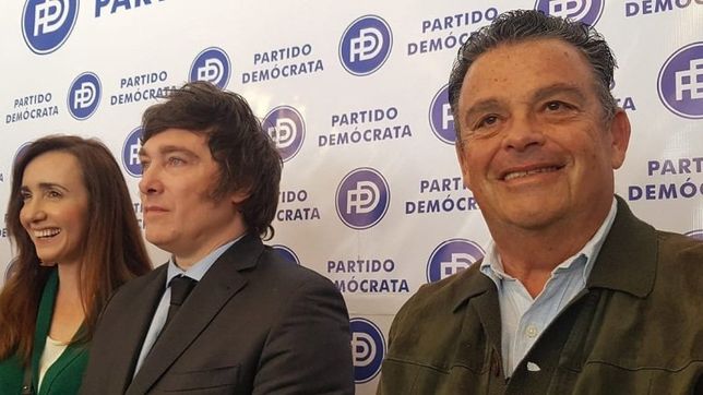 un rompecabezas de electrones sueltos tensa el armado de milei en cordoba