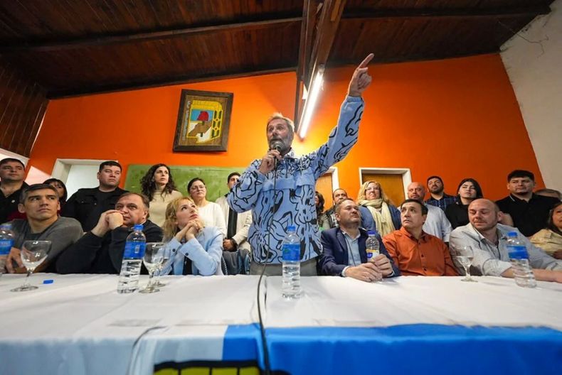 Juan Carlos Molina, el cura candidato