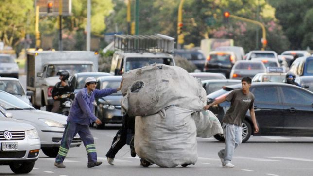 otra herencia para fernandez: riqueza de los argentinos es la menor desde 2009