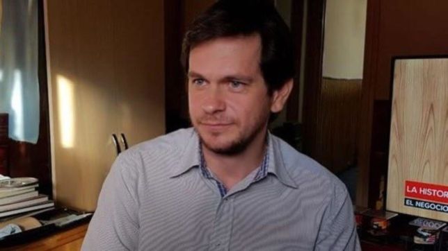 zarate: multas, cesantias y causas penales para los politicos que se vacunen