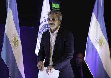 Toto Caputo se ilusiona con que Argentina vuelva al mercado de deuda.&nbsp;