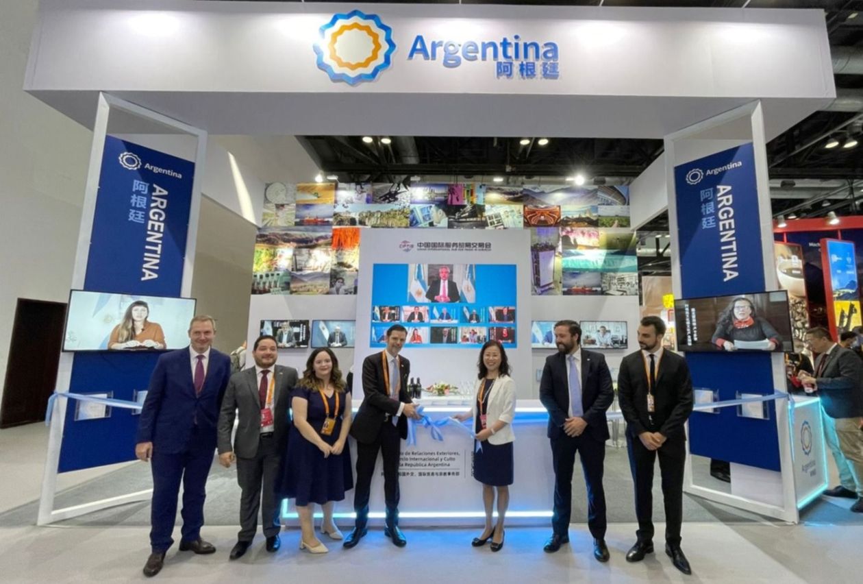 Argentina en la Feria Internacional de Comercio de Servicios de China  China Sabino Vaca Narvaja Feria Internacional de Comercio de Servicios de China (Ciftis)