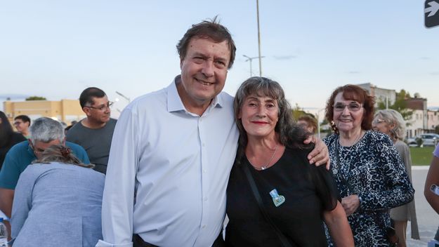 Río Negro. Este domingo Alberto Weretilneck busca sumar concejalías en la antesala de la pelea por las bancas en el Congreso.
