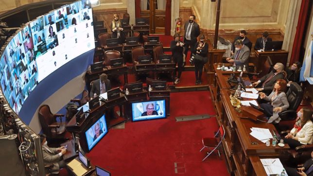 con cambios a ultima hora, el kirchnerismo aprobo la reforma judicial