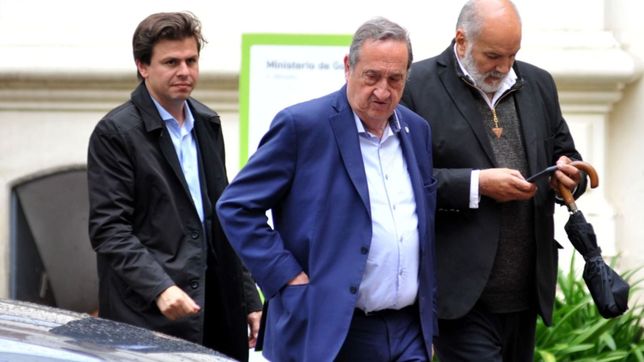 cambiemos deja solo al ?separatista? lunghi en su enfrentamiento con kicillof