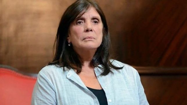 teresa garcia no deja gobierno (por ahora)