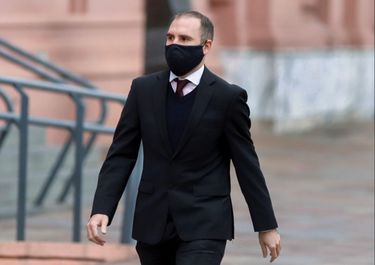 Guzmán anticipó que el dólar aumentará un 25% este año