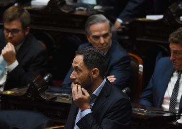 El legislador por la Coalición Cívica (CC) Maximiliano Ferraro y Miguel Pichetto (Encuentro Federal), figuras decisivas de la oposición para resolver el caso Libra. 