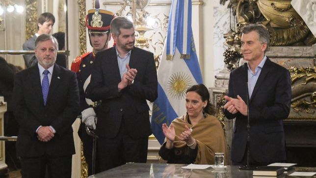 macri lleno de elogios a aranguren porque teme fuego amigo